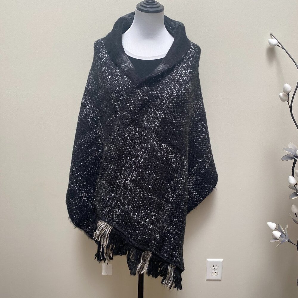 Women’s Knit Poncho Cardigan – Black & Grey Shawl Wrap with Fringe Trim